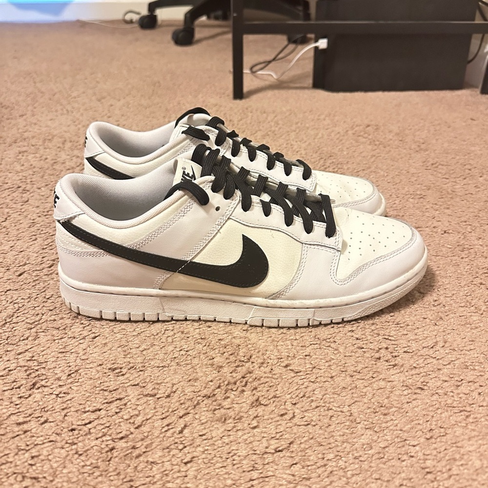 Men’s Nike Dunks Low Reverse Retro Panda Size 11